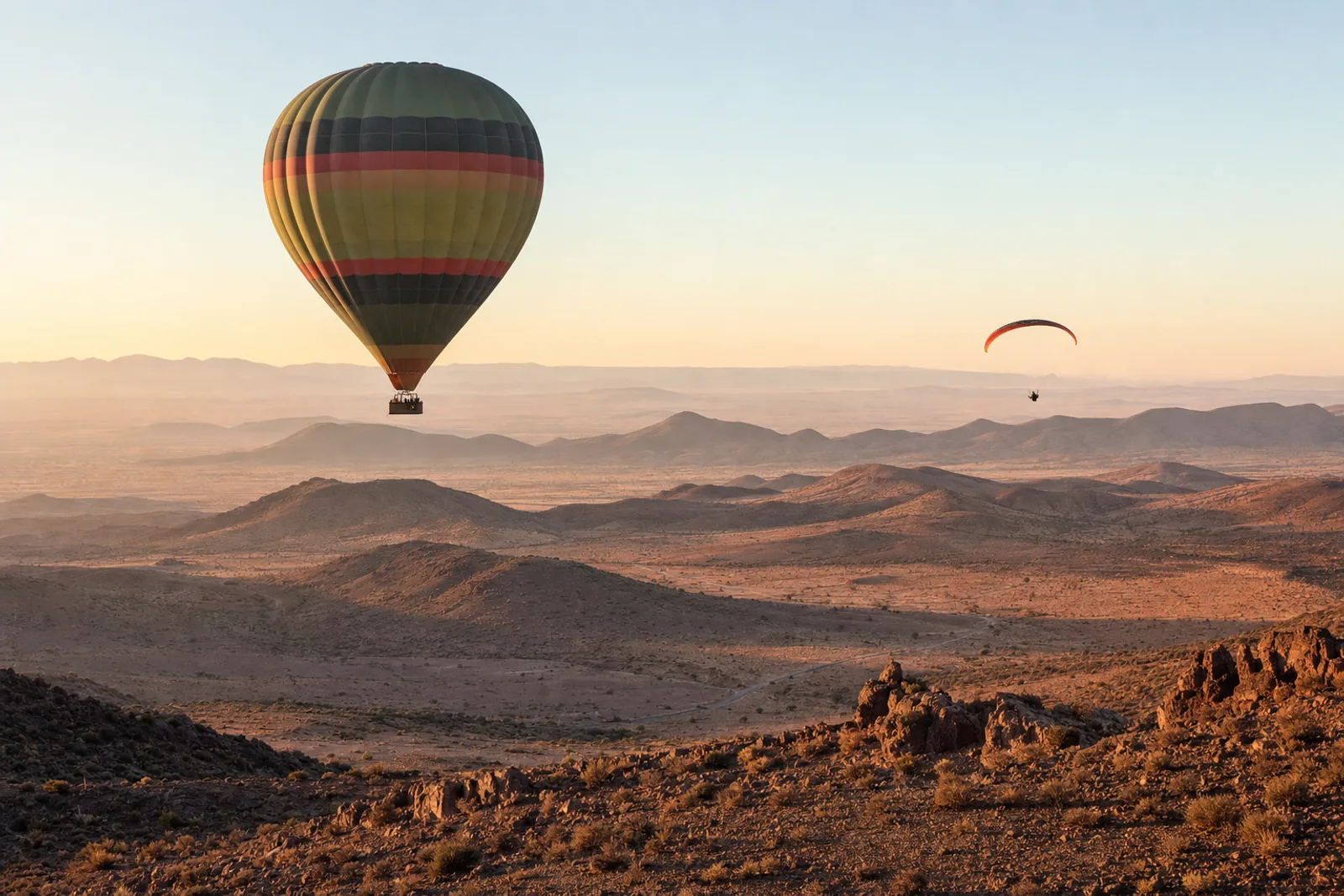 Globo o parapente: dos formas de ver Marrakech desde el aire